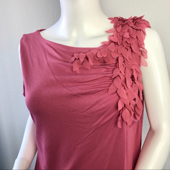 Anne Klein Large Pink Sleeveless Top with Petals - Picture 2 of 6